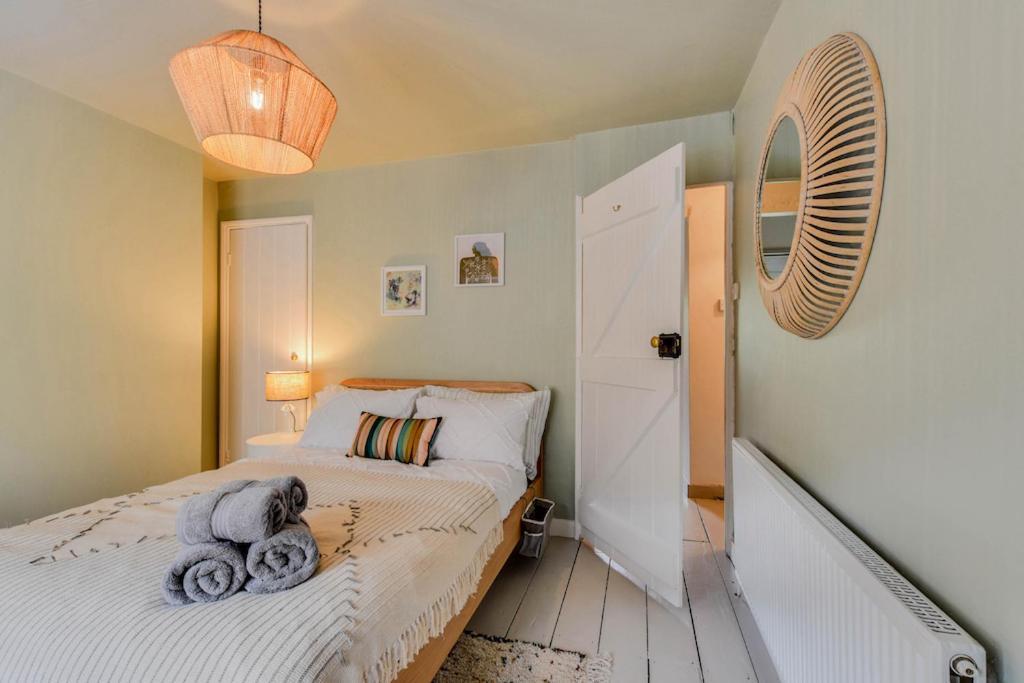 Cheerful 3 Bed Grade II Central Cottage Cirencester Exterior photo