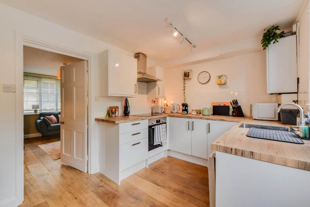 Cheerful 3 Bed Grade II Central Cottage Cirencester Exterior photo