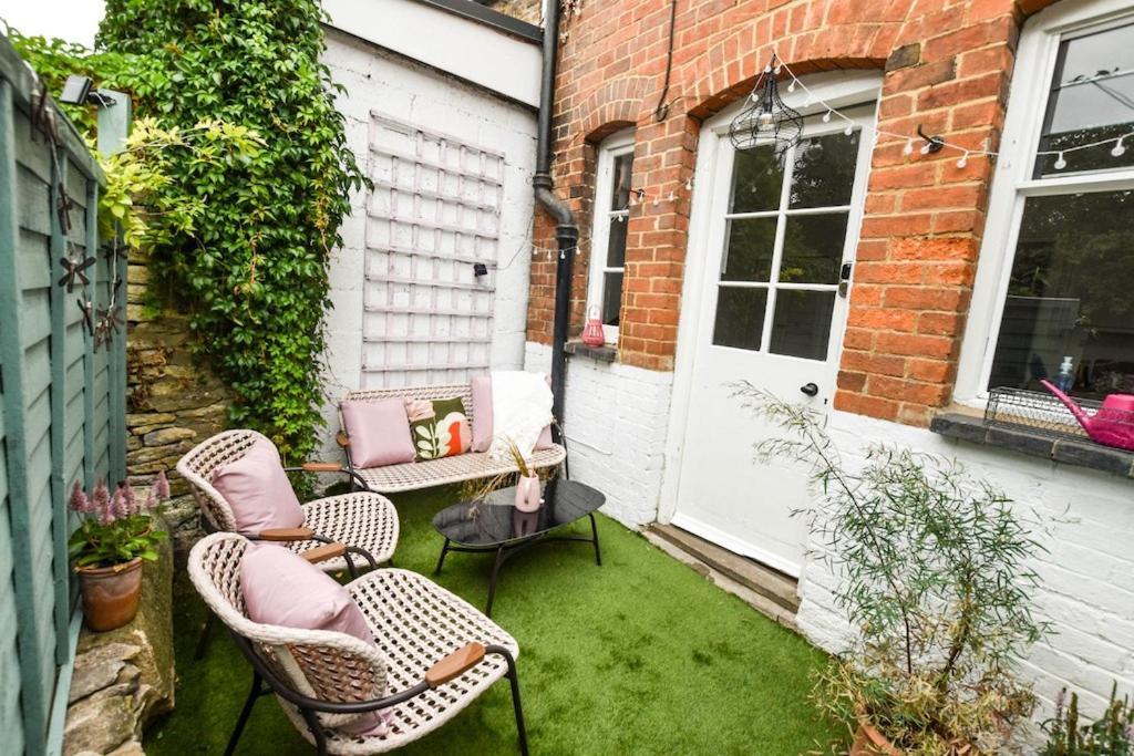 Cheerful 3 Bed Grade II Central Cottage Cirencester Exterior photo